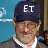  从丁神巅峰到无奈告别；丁彦雨航八年抗争，终选择新起点。 体育新闻