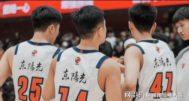  从领先16分到加时崩盘：CBA史诗级逆转的技术复盘与战术盲区 体育新闻