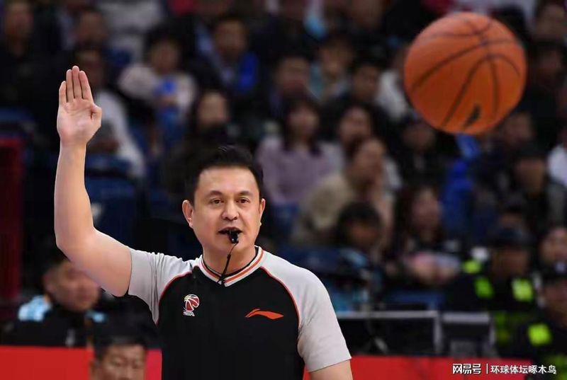  从领先16分到加时崩盘：CBA史诗级逆转的技术复盘与战术盲区 体育新闻