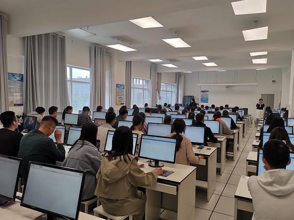  武汉大学计算机双盲复试机制深度解析：机试零分背后的选拔逻辑 教育招生