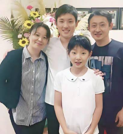  【身份裂变·深度】从川蜀少年到日本国手：张本智和的归化抉择与代价全景复盘 体育新闻