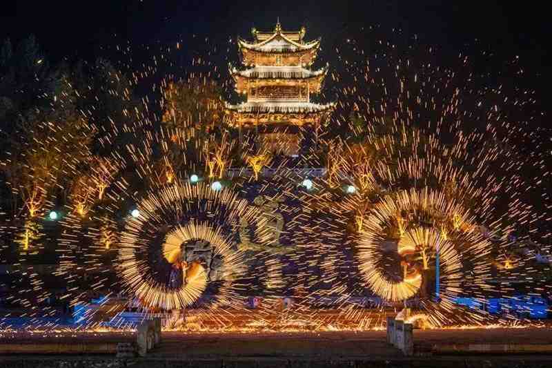 从6万到267万:齐云山文旅跃迁的技术复盘与底层逻辑 文化旅游