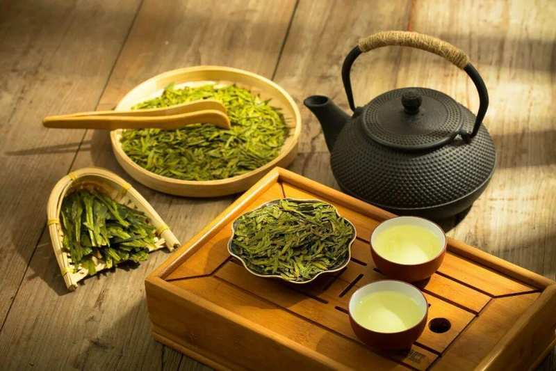当年轻人开始痴迷春茶:一杯龙井背后的生活美学与文化觉醒 文化旅游