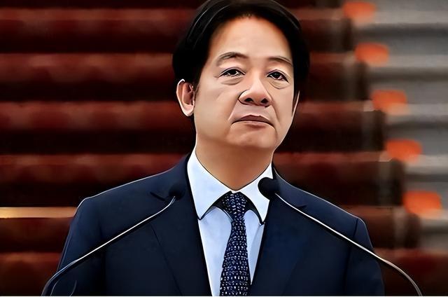 那个贴上五星红旗的孩子,让我看到了岛内沉默的期待 新闻 那个贴上五星红旗的孩子,让我看到了岛内沉默的期待 新闻