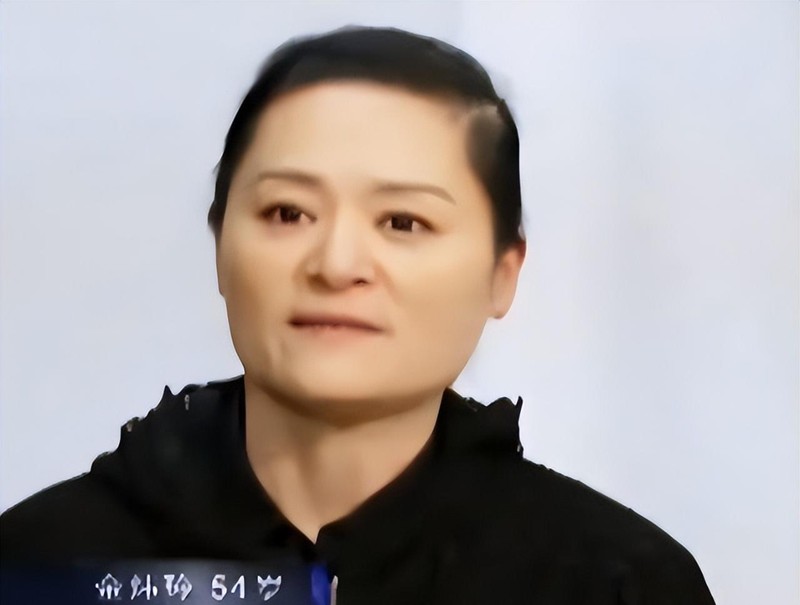 从巅峰到谷底:一位歌后的职业断崖与制度性风险复盘 娱乐新闻